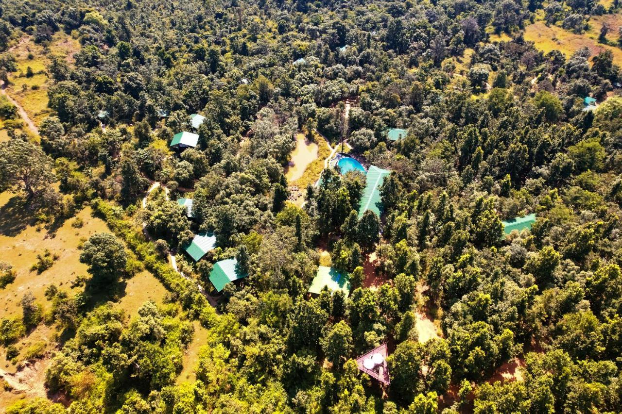 Kanha Jungle Camp Exterior photo